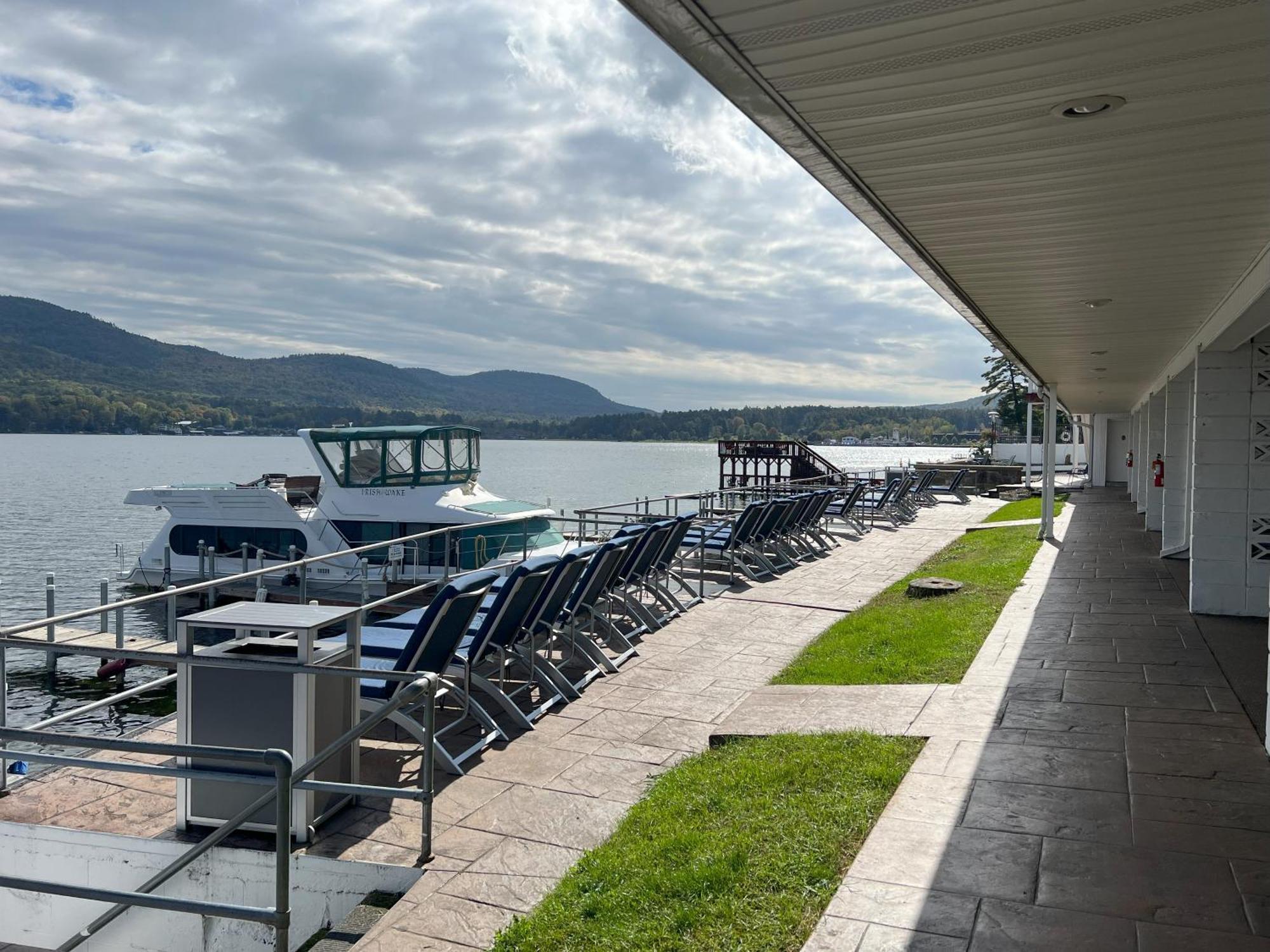 Georgian Lakeside Resort Lake George Eksteriør bilde
